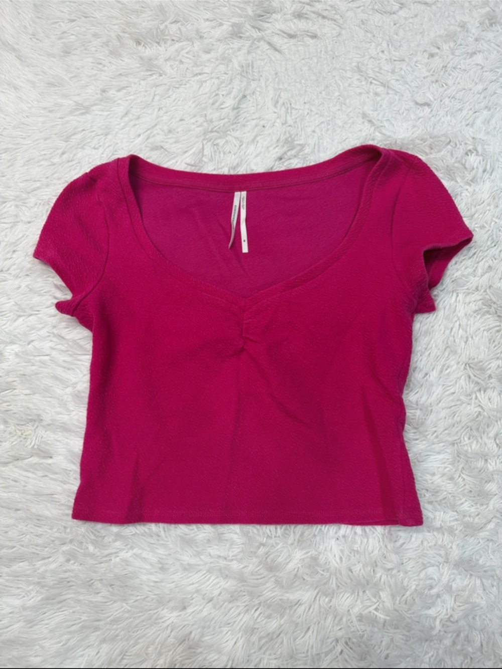 Anthro cinched front Women’s Short Sleeve Scoop Neck Top - Fuchsia Pink